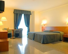 Hotel 90 (Capurso, Italia)