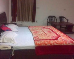 Hotel Sardar (Ludhiana, India)