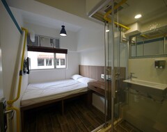 Khách sạn Pandas Hostel - Hot Dog Bus (Hồng Kông, Hong Kong)