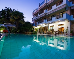 Hotel Syrtaki (Paralia Ofryniou, Greece)