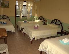 Khách sạn La Isla De Descanso (Puerto Villamil, Ecuador)
