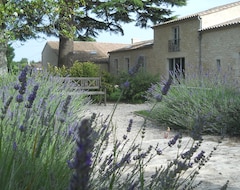 Bed & Breakfast Chateau La Graviere (Vertheuil, Pháp)