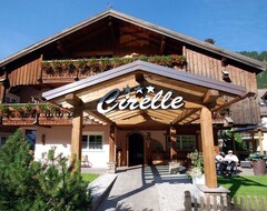 Khách sạn Garn (Canazei, Ý)