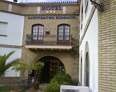 Hotel Anfiteatro Romano (Santiponce, İspanya)