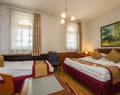 Hotel Tisza Szálló és Gyógyfürdő (Szolnok, Hungría)