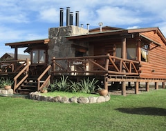 Koko talo/asunto Solar del Lago (Potrero de Garay, Argentiina)