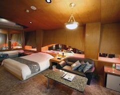 Hotel Lex Suwa (Adult Only) (Suwa, Japan)
