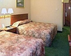 Hotel Econo Lodge Glens Falls - Lake George (Glens Falls, Sjedinjene Američke Države)