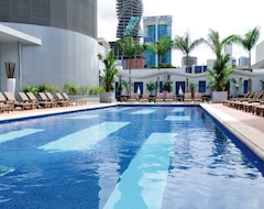 Hotel Riu Plaza Panama (Panama City, Panama)