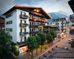 Khách sạn Hotel de Len (Cortina d'Ampezzo, Ý)