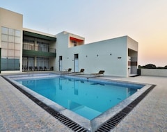 Hotel Gir Athiz Resort With Swimming Pool (Sasan Gir, Indien)