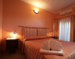 Airport OneHotel (Fiumicino, Italy)