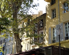 Khách sạn La Bastide Du Cours (Aix-en-Provence, Pháp)