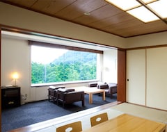 Hotel Shiki Resort Forest Hakone (Hakone, Japan)