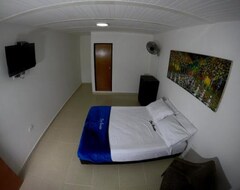 Entire House / Apartment Consorcio Club Paradise (San Rafael, Colombia)
