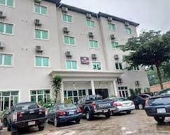 Khách sạn Hotel De Robin (Nnewi, Nigeria)