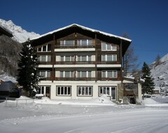 Hotel Apartments Atlas (Saas Grund, Suiza)