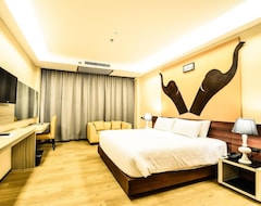 Hotel Alvarez (Buriram, Tajland)