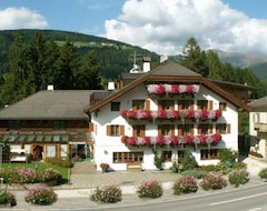 Hotel Gratschwirt (Toblach, Italy)
