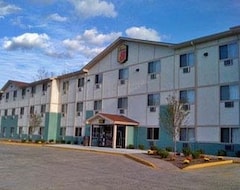 Khách sạn Super 8 By Wyndham Cromwell/Middletown (Cromwell, Hoa Kỳ)