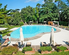 Khách sạn Holiday Resort Borgo Di Colleoli Resort, Palaia (Palaia, Ý)