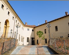 Hotelli Castello Di Cortanze (Cortanze, Italia)