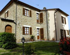 Casa rural Poderone Vecchio (Sorano, Italija)