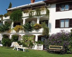 Căn hộ có phục vụ Apartments Ananina (Portorož, Slovenia)