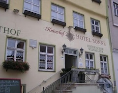 Khách sạn Kaiser Hotel Sonne (Noerdlingen, Đức)