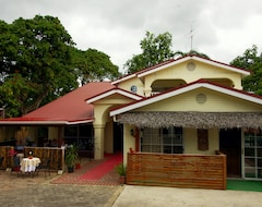 Khách sạn Robyanne's Lodge & Restaurant (Nukuʻalofa, Tonga)