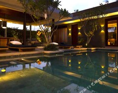 Lomakeskus Komune Resort & Beach Club Bali (Gianyar, Indonesia)