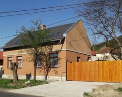 Otel Öreg Diófa Vendégház (Abaújszántó, Macaristan)