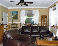 Khách sạn Dover Garden Suites (Dover, Hoa Kỳ)