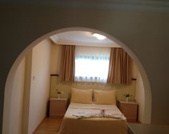 Hotel Alibey Holiday Village (Girne, Cyprus)