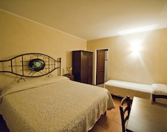 Khách sạn DivinPeccato (Castiglione del Lago, Ý)