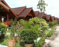 Hotel Orchid Home And Restaurant (Nakhon Sawan, Thailand)