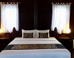 Hotel Coconut Resort (Kuta, Indonezija)