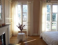Bed & Breakfast Maison d'Hotes Archangels Home (Arques-la-Bataille, Pháp)
