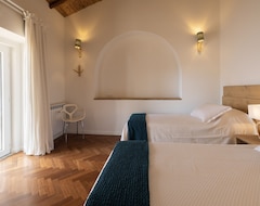 Hotelli Quinta Marugo Retreats (Serpa, Portugali)