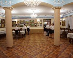Khách sạn Dwór Bartnika (Narewka, Ba Lan)