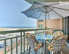 Hele huset/lejligheden Oceanfront Resort Retreat With Private Beach! (Wildwood Crest, USA)