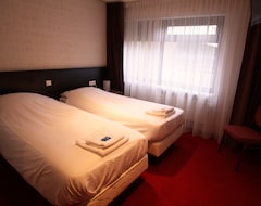 Hotel Ptc+ (Ede, Holanda)