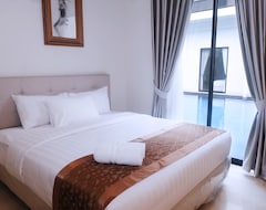 Hotelli Studio Kemang 10 Direct Pool Access By Travelio (Jakarta, Indonesia)