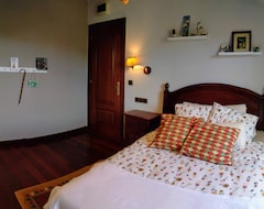 Hotel 3 Alpacas (Villaviciosa, Spain)