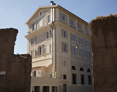 Hotel The Building (Roma, Italia)