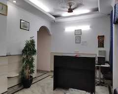 Khách sạn OYO 10113 Pacific Stay (Noida, Ấn Độ)