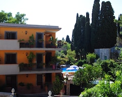 Aparthotel Residence Villa Il Glicine (Taormina, Italija)