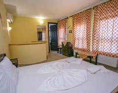 Hotel Ralitsas (Limenaria, Greece)