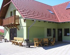 Khách sạn Penzion U Tomasu (Všechovice, Cộng hòa Séc)