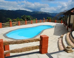 Otel Paradisa Plantation Retreat (Thekkady, Hindistan)